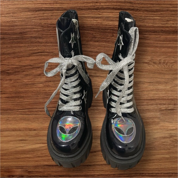 Dolls Kill Club Exx Midnight Invade UR Space Combat Boots NWOB size 6 Deadstock - Picture 4 of 16